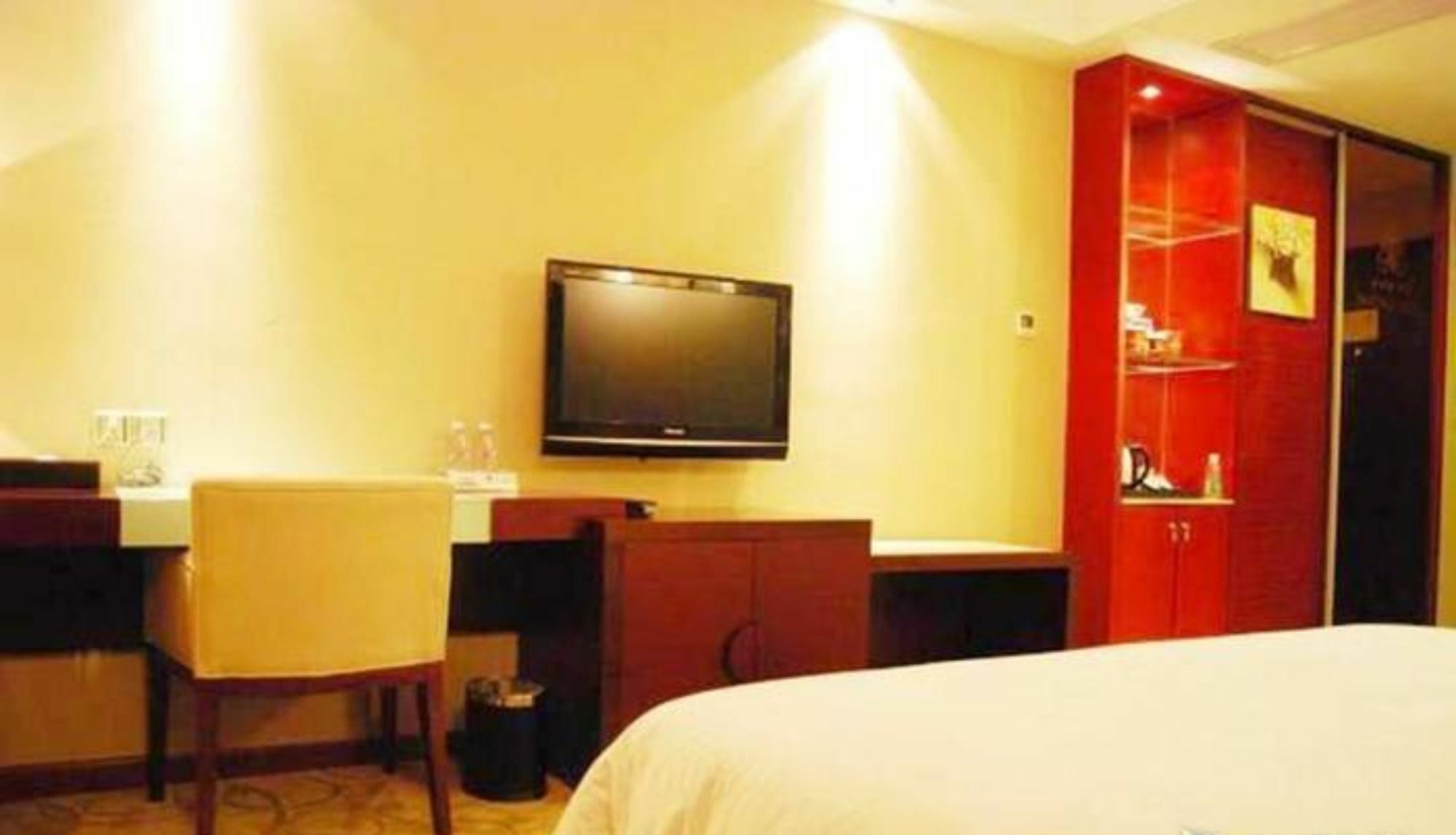 Shenzhen Estern Banshan Hotel Buitenkant foto