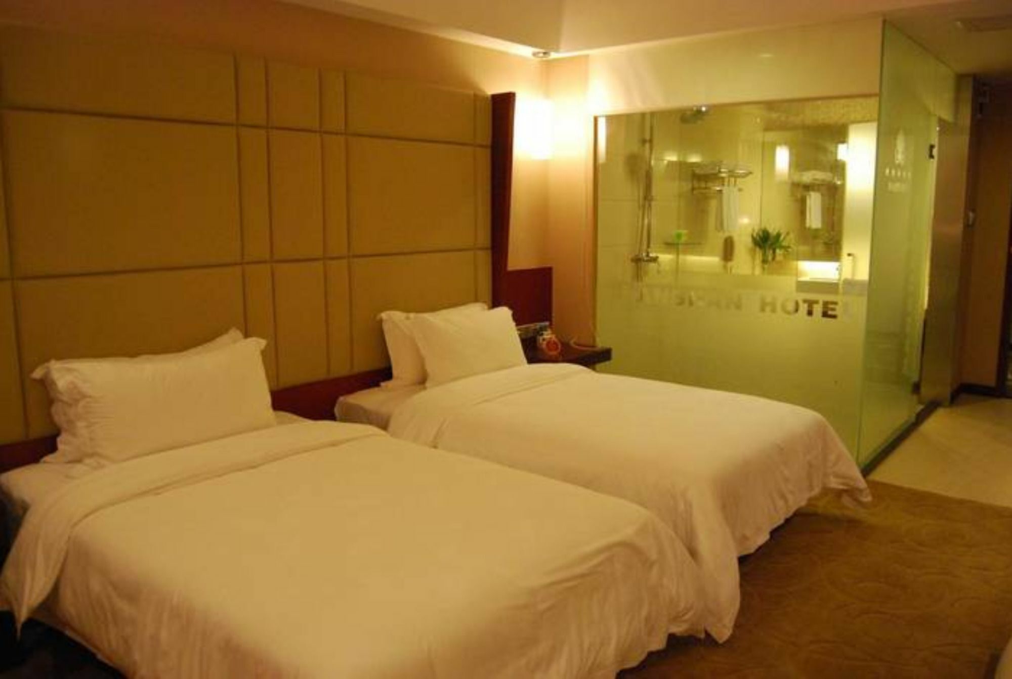 Shenzhen Estern Banshan Hotel Buitenkant foto
