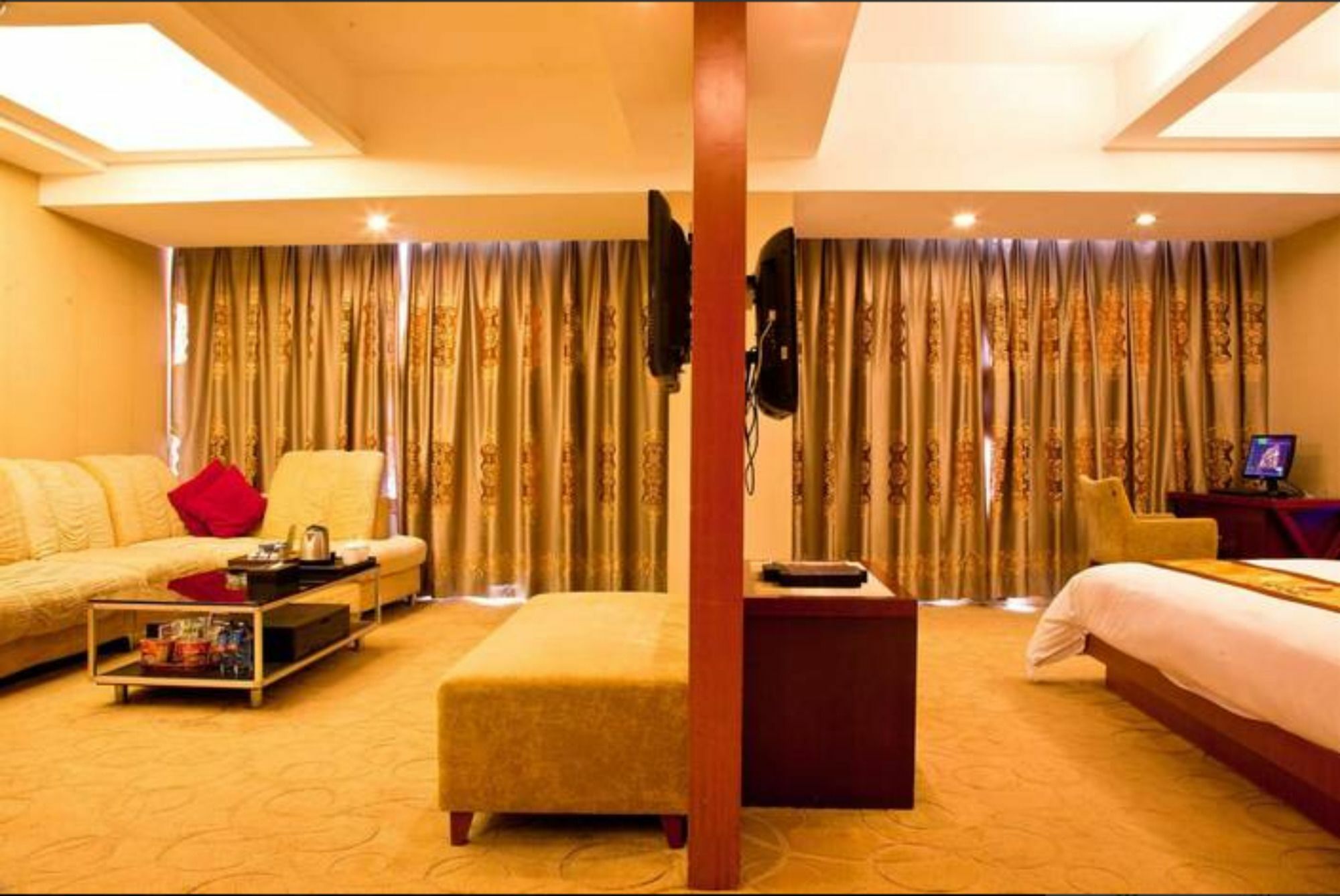 Shenzhen Estern Banshan Hotel Buitenkant foto